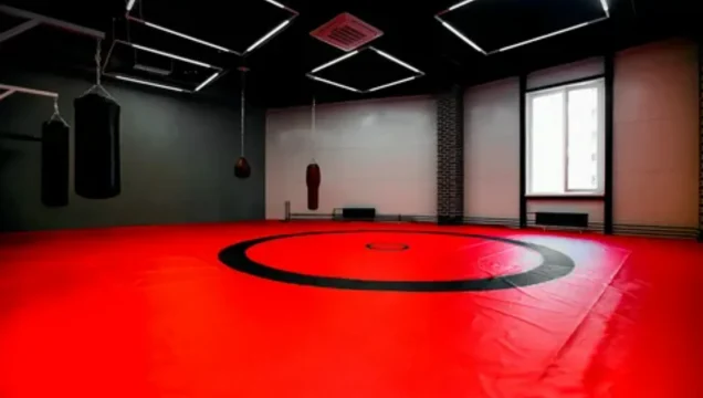 Как выбрать зал поближе к дому или работе